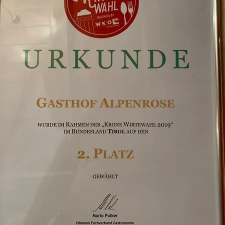 Nina & Alpenrose Konukevi Gschnitz