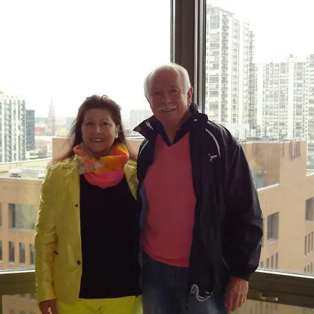 Nina & Alpenrose בית הארחה